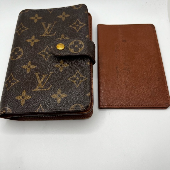 GUC Louis Vuitton Monogram with Cardholder Wallet - Picture 1 of 10